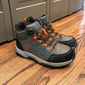 Boy’s winter boots